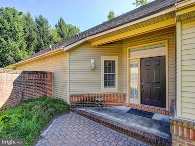 20 Stags Leap Ct, Pikesville, MD 21208 - photo 3