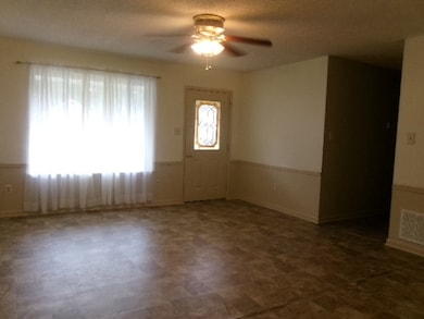 222 Glenwood Dr, Carriere, MS 39426 - photo 2