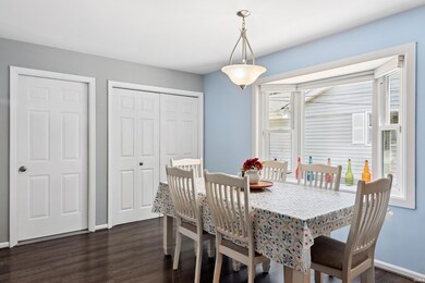 3519 25th St, Columbus, IN 47203 - photo 4