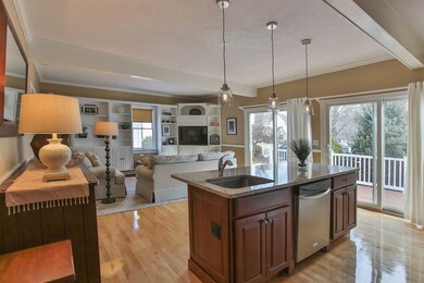 83 Merrimac St, Portsmouth, NH 03801 - photo 2