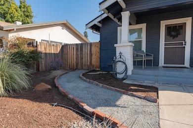 1036 N Adoline Ave, Fresno, CA 93728 - photo 7