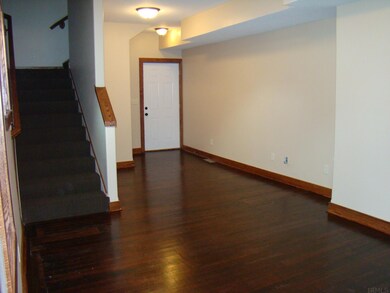 507 E 7th St, Auburn, IN 46706 - photo 2