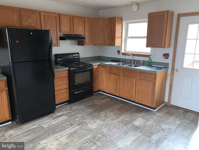 HC 84 Box 65-A3 Grant St, Keyser, WV 26726 - photo 5