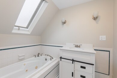 117 Shawna St, Fitchburg, MA 01420 - photo 4