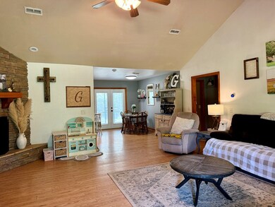 Spacious living room