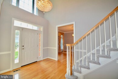 9025 Kiger St, Lorton, VA 22079 - photo 3