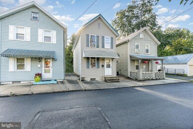 254 Mount Moriah St, Chambersburg, PA 17201 - photo 2