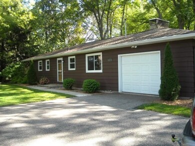 5491 Irish Ln, Fitchburg, WI 53711 - photo 2