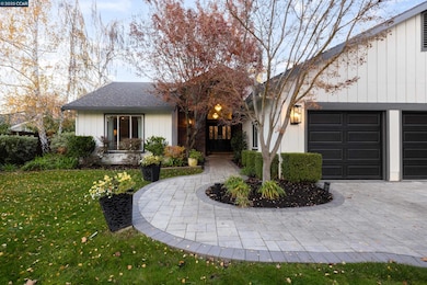 332 Red Maple Dr, Danville, CA 94506 - photo 5