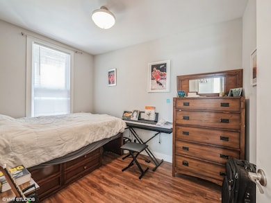 1305 W Barry Ave unit 1R, Chicago, IL 60657 - photo 5
