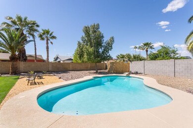 1055 W Irisado Cir, Mesa, AZ 85210 - photo 6