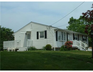 40 Fornelli St, West Warwick, RI 02893 - photo 2