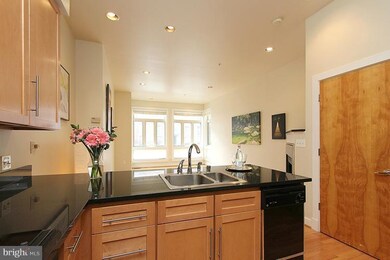 2363 Champlain St NW unit 2, Washington, DC 20009 - photo 4