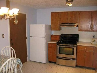 8 Longmeadow Dr unit 25, Rowley, MA 01969 - photo 5