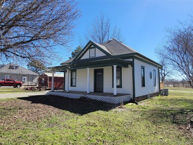 300 E Elm Ave, Eufaula, OK 74432 - photo 6