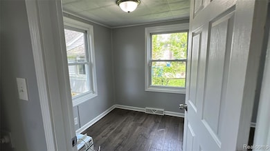 7520 Studebaker Ave, Warren, MI 48091 - photo 4