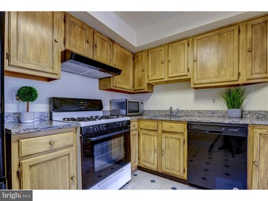 308 Trinity Ct unit 5, Princeton, NJ 08540 - photo 6