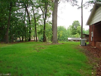 600 Springwood Rd, Asheboro, NC 27205 - photo 5