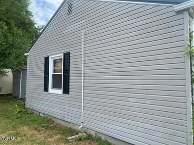 East holston left side view