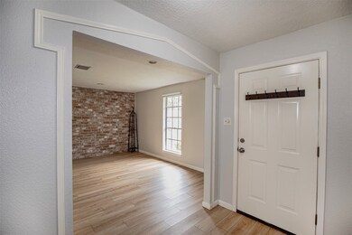 3724 Laura Leigh Dr, Friendswood, TX 77546 - photo 6