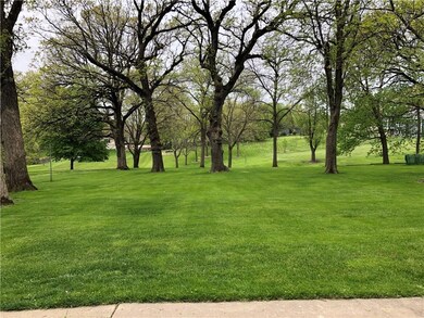1630 NW 75th St, Clive, IA 50325 - photo 2