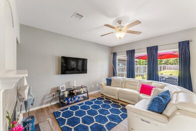 15218 Loys Coves Ct, Humble, TX 77396 - photo 3