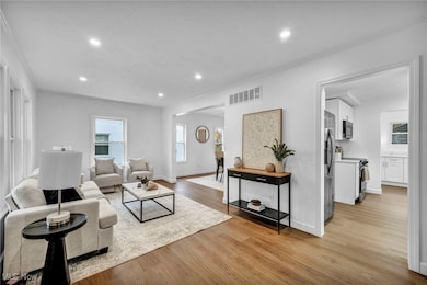 1300 Sunset Rd, Cleveland, OH 44124 - photo 5