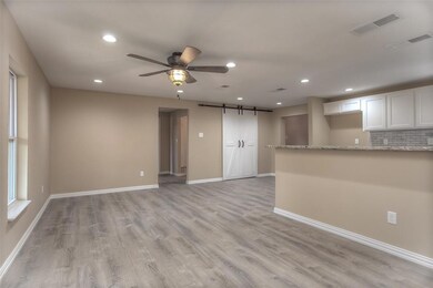 230 W 1st St, Springtown, TX 76082 - photo 4