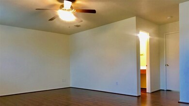 12438 Grossmount Dr, Houston, TX 77066 - photo 6