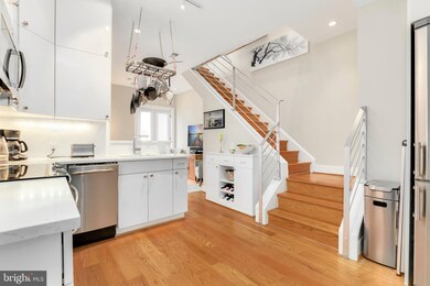 1211 G St SE unit 11, Washington, DC 20003 - photo 3