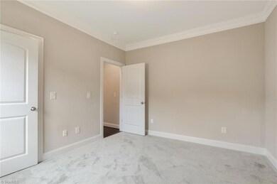 196 Balmoral Ct unit 101, Burlington, NC 27215 - photo 5