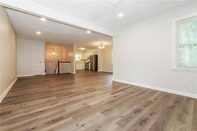 506 NW Roanoke Dr, Blue Springs, MO 64014 - photo 4