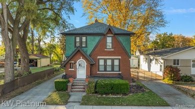 21067 Albany Ave, Warren, MI 48091 - photo 2