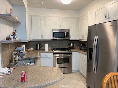 267 S San Pedro St, Los Angeles, CA 90012 - photo 4