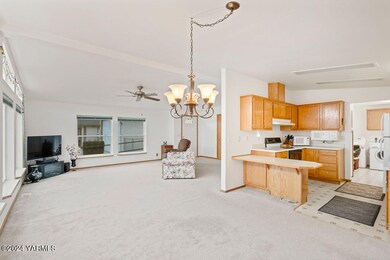 7018CottageWay-8
