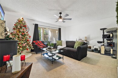 504 Orange Dr unit 11, Altamonte Springs, FL 32701 - photo 6