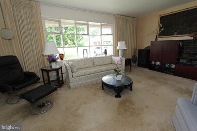 7930 Edgewood Farm Rd, Frederick, MD 21702 - photo 5