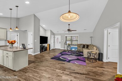 7745 W Ogg Rd, Knoxville, TN 37938 - photo 5