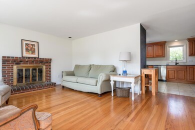 7 Pond View Rd Cape Elizabeth-large-007-