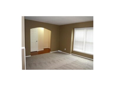 Brand new carpeting (installed 5/18), all window c