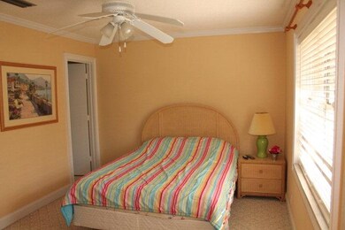 800 Mallery St unit B-18, Saint Simons Island, GA 31522 - photo 5