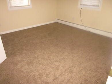 24 Aldrich St unit 2R, Webster, MA 01570 - photo 7