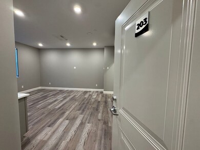 1473 N Shore Rd unit 203, Revere, MA 02151 - photo 2