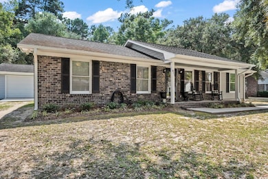 811 Spruce St, Georgetown, SC 29440 - photo 3