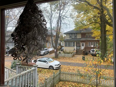 13 Howard Ct, Staten Island, NY 10310 - photo 4