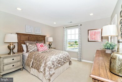 3006 Presidential Golf Dr, Upper Marlboro, MD 20774 - photo 3