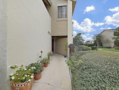4118 Pinelake Ln unit 102, Tampa, FL 33618 - photo 4