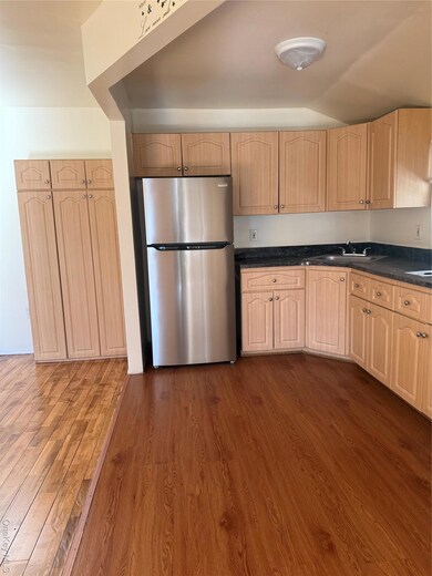 158-17 134th Ave unit 2nd Floor, Jamaica, NY 11434 - photo 7