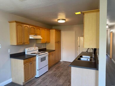 4216 La Casita Way unit 3, Oceanside, CA 92057 - photo 6