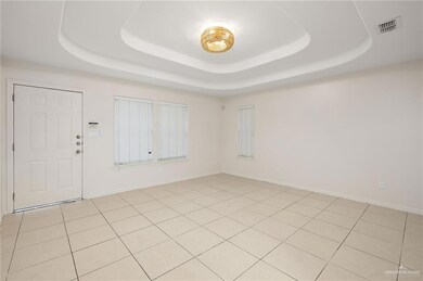 2404 Shasta Ave unit 4, McAllen, TX 78504 - photo 5